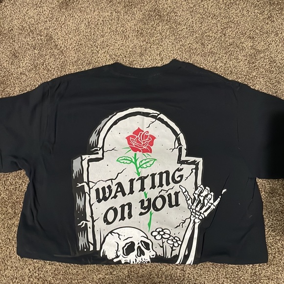 Random shirts. - Picture 6 of 8